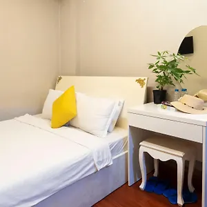 2* Hotel Crowne Bui Vien