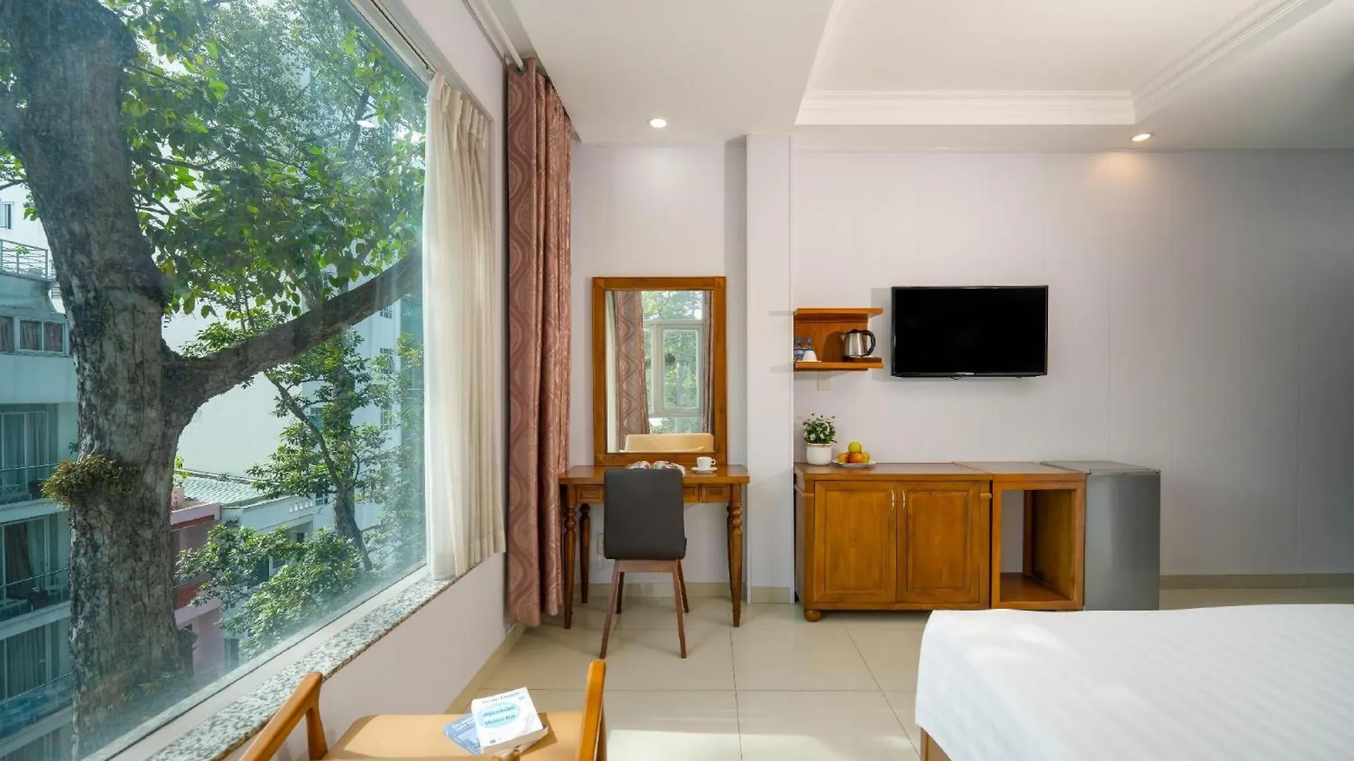 **  Tuong Vy Hotel Ho Chi Minh City Vietnam